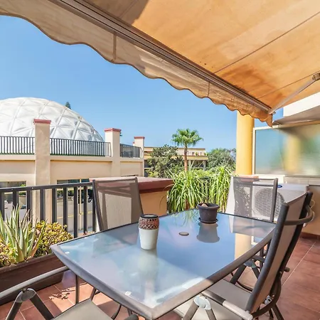 Апартаменти Romana Playa