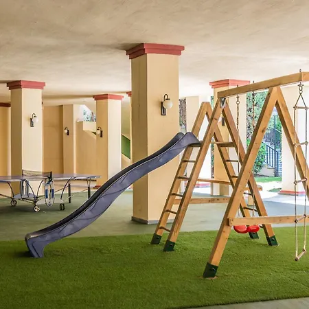 Romana Playa Апартаменти *
